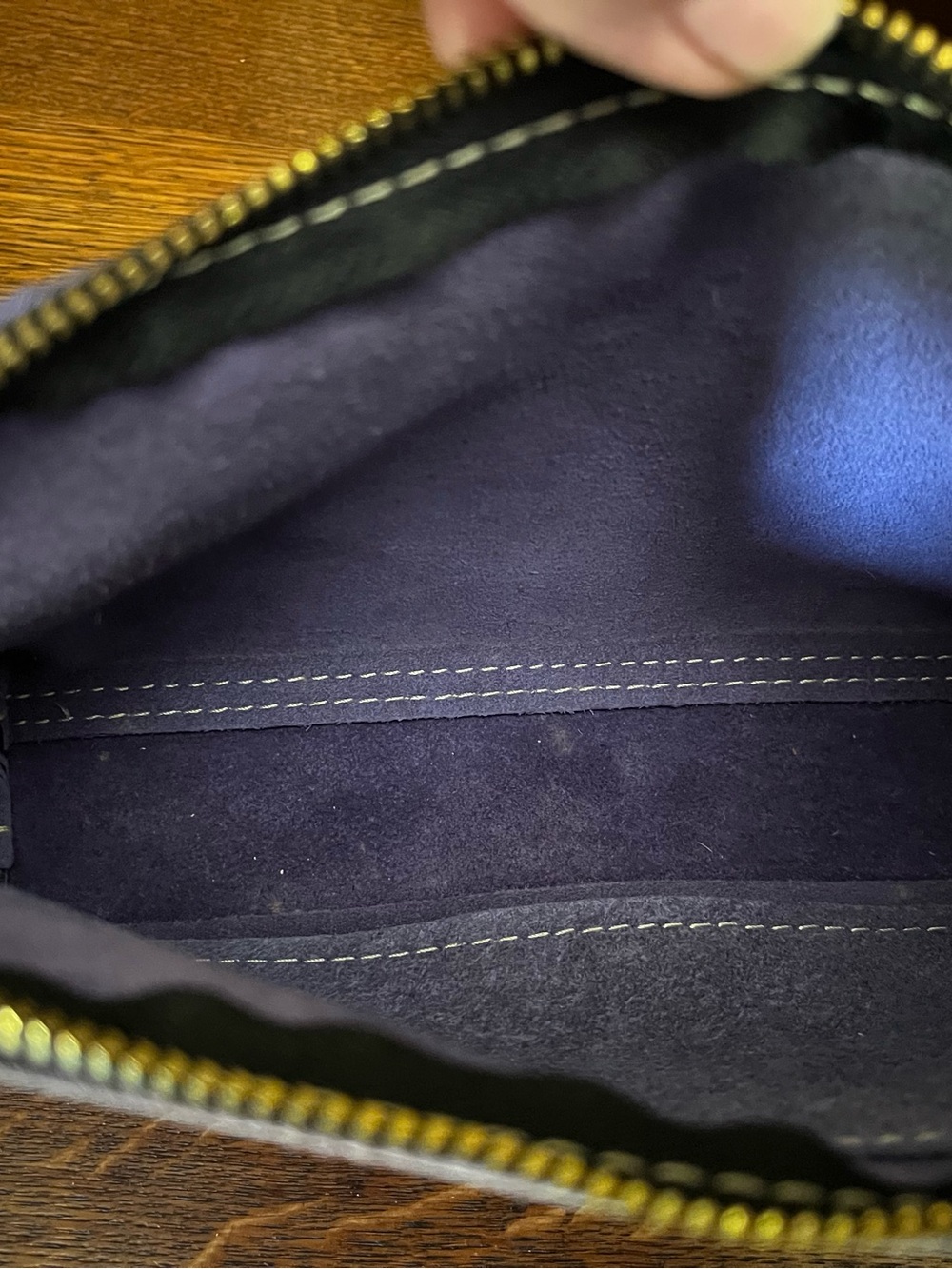 Portland Leather Women’s Small Eclipse Crossbody Bag - Violet - RARE! - Picture 4 of 4